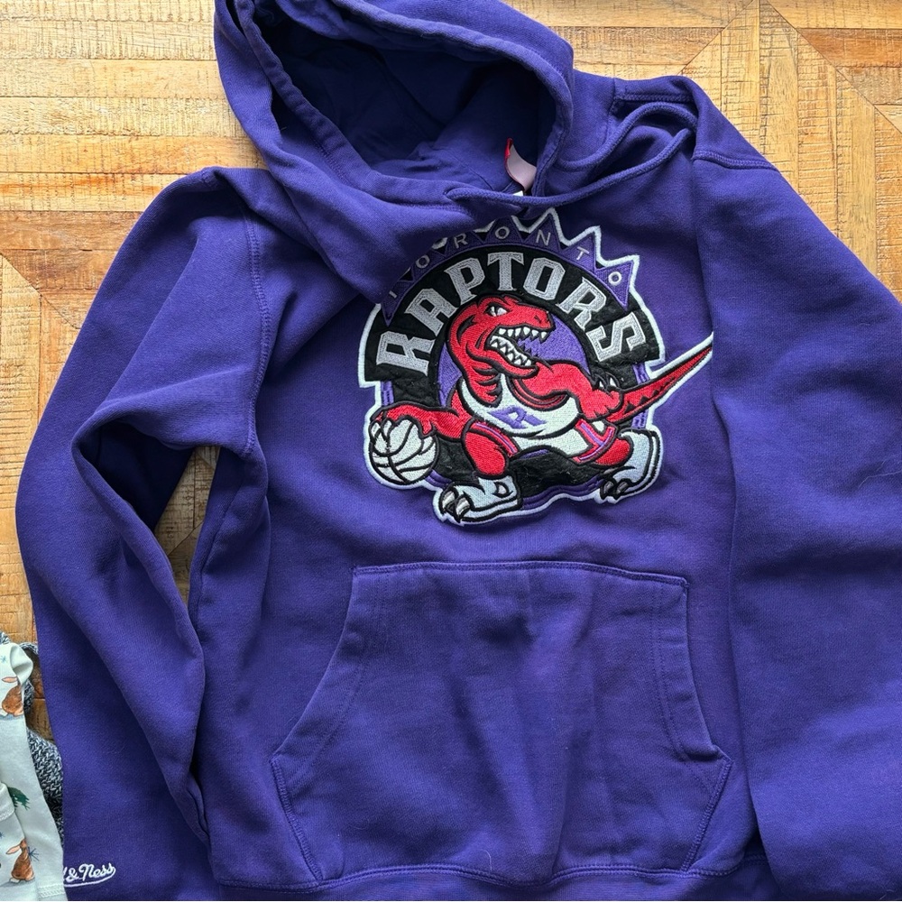 Toronto Raptors Hoodie, Men’s M, see measurements, barely worn.